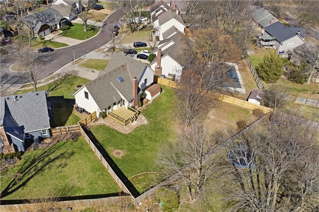 8338 Knox Street — photo 34