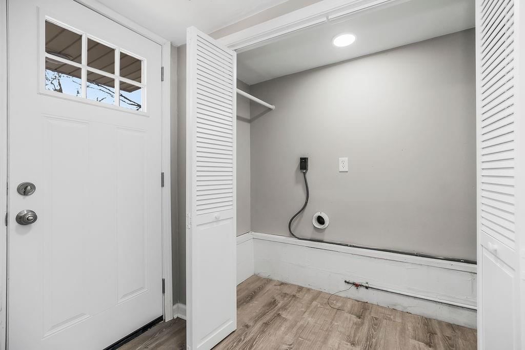 2419 S 13th Terrace — photo 18