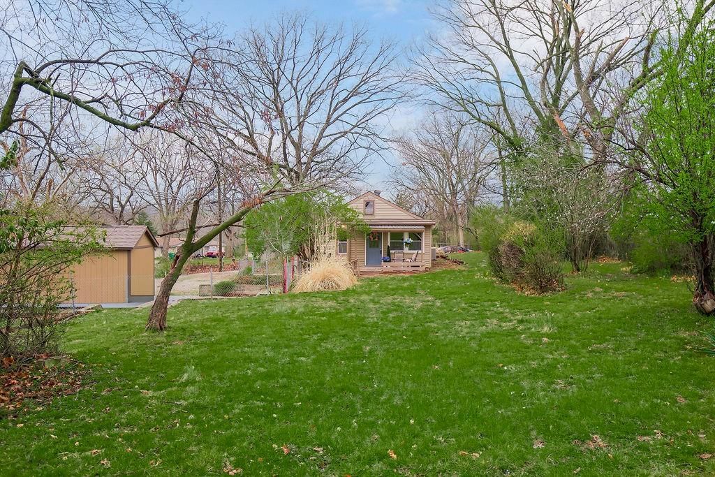 2419 S 13th Terrace — photo 30