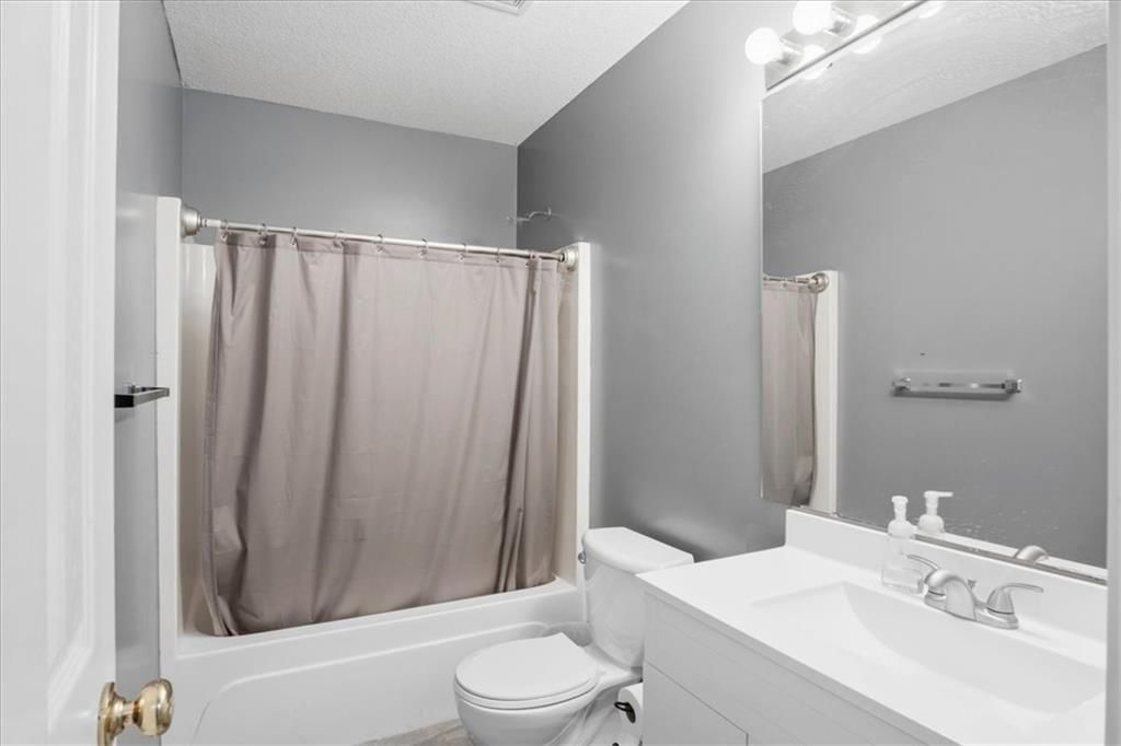 11319 N Holly Street — photo 22