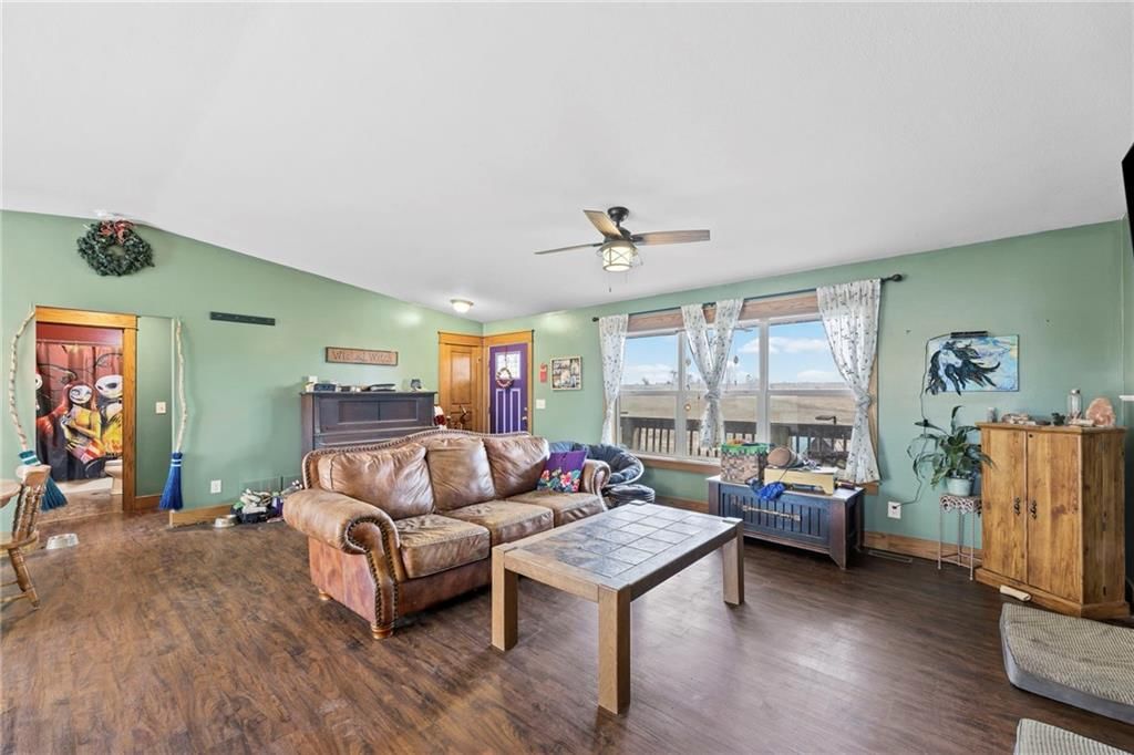 425 Hamilton Road — photo 8