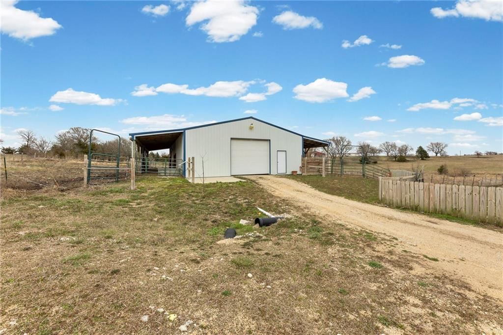 425 Hamilton Road — photo 44