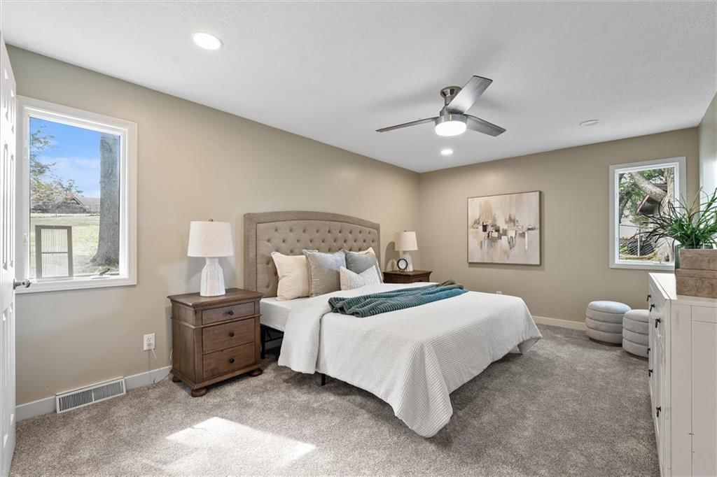 7809 NW Scenic Drive — photo 12