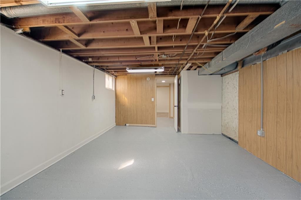 7800 Booth Avenue — photo 16