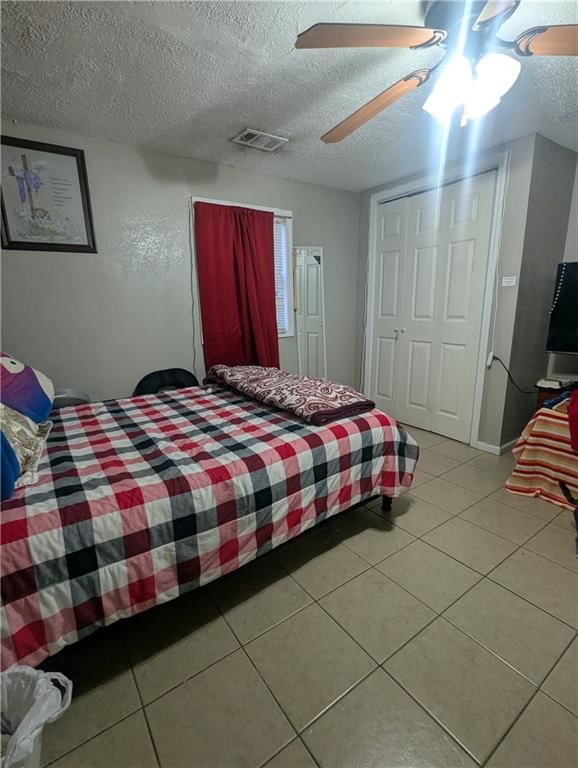 4858 washington Avenue — photo 7