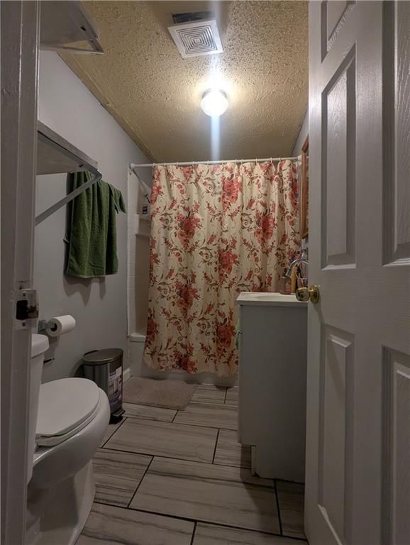 4858 washington Avenue — photo 9