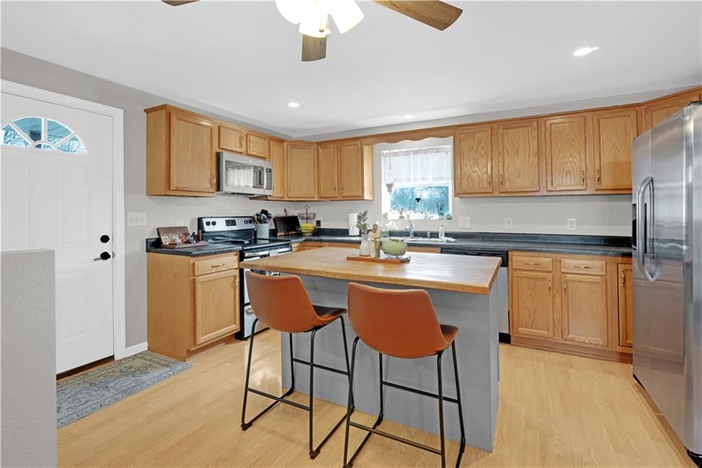 705 N Adams Avenue — photo 10