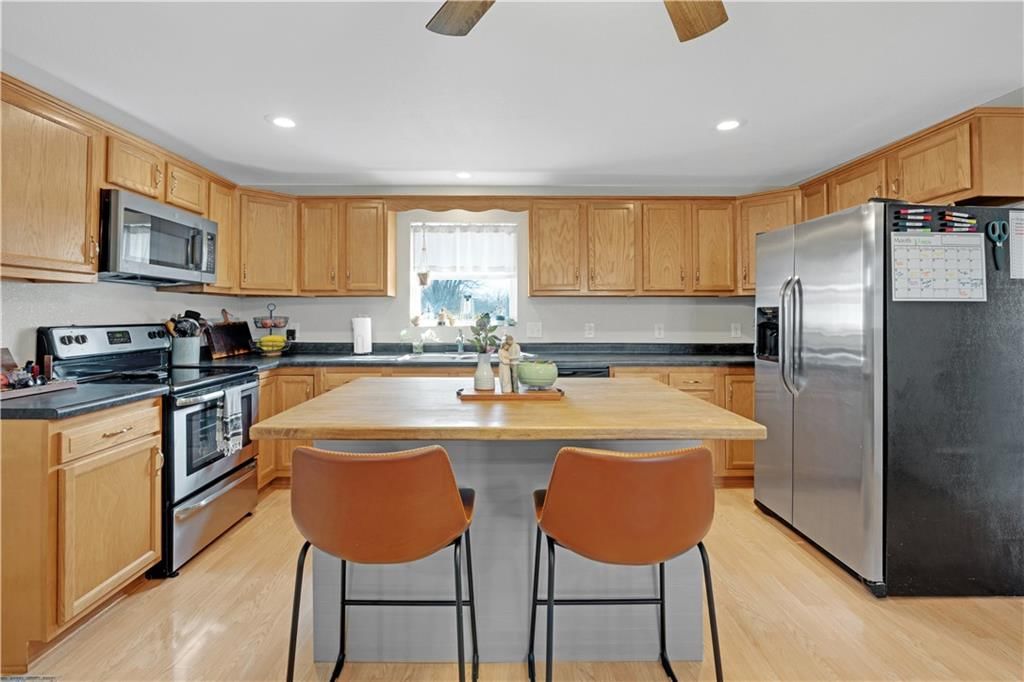 705 N Adams Avenue — photo 11
