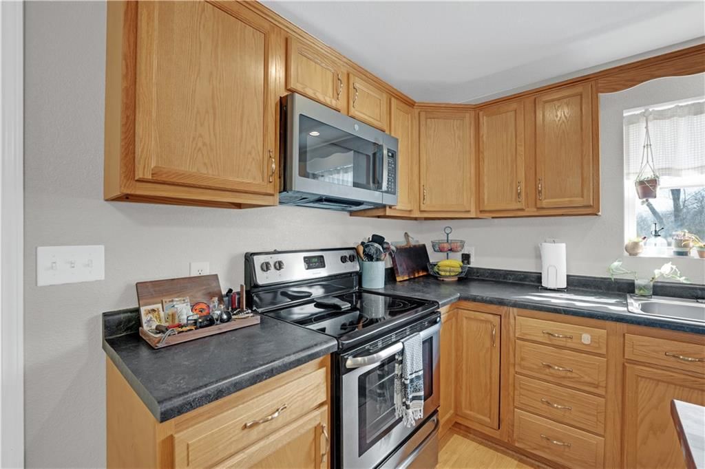705 N Adams Avenue — photo 17