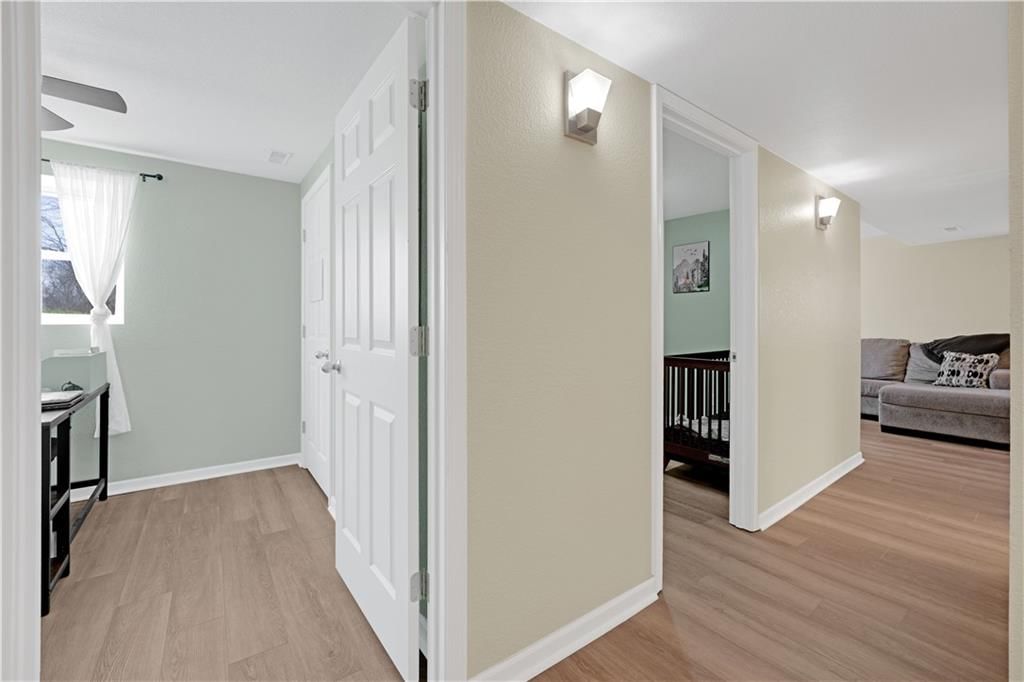 705 N Adams Avenue — photo 35