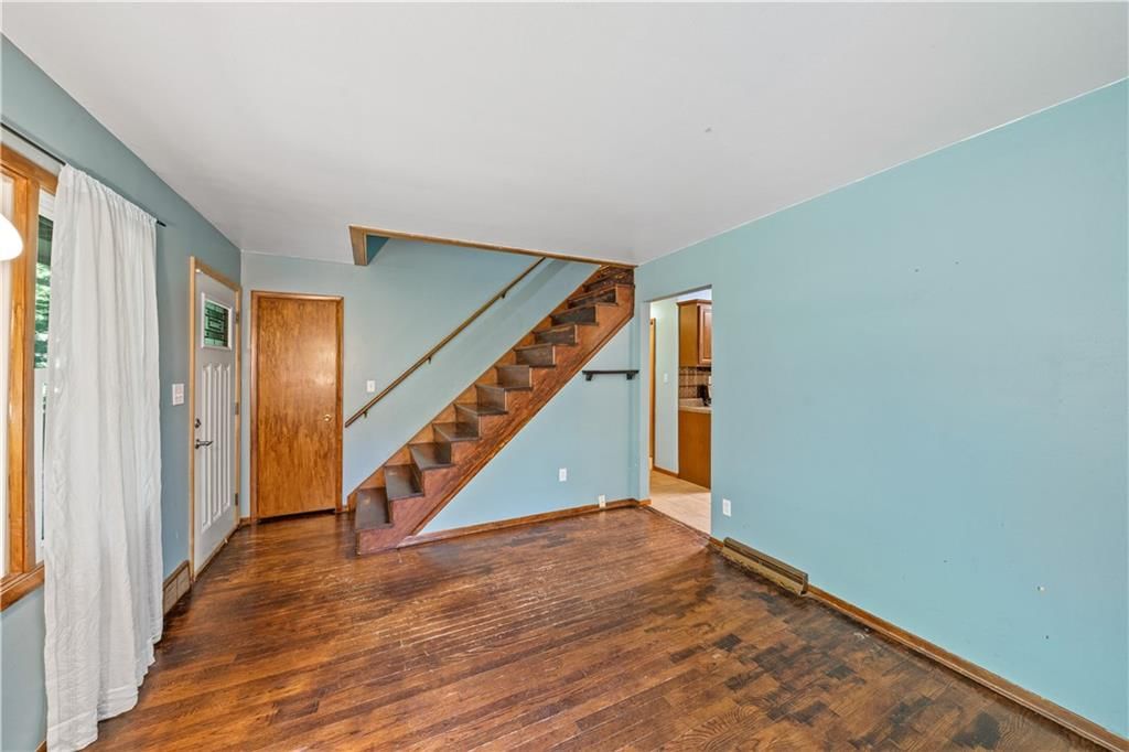 5903 Walnut Creek Drive — photo 7