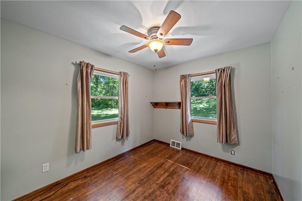 5903 Walnut Creek Drive — photo 14