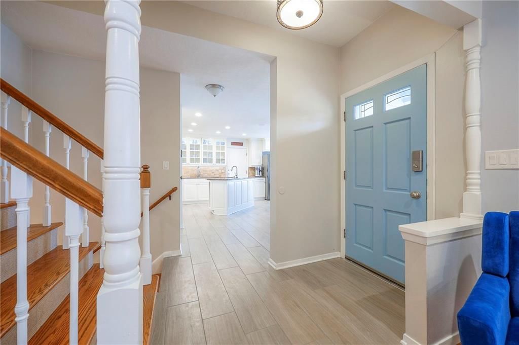 8609 W 89th Street — photo 3