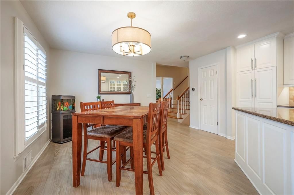 8609 W 89th Street — photo 10