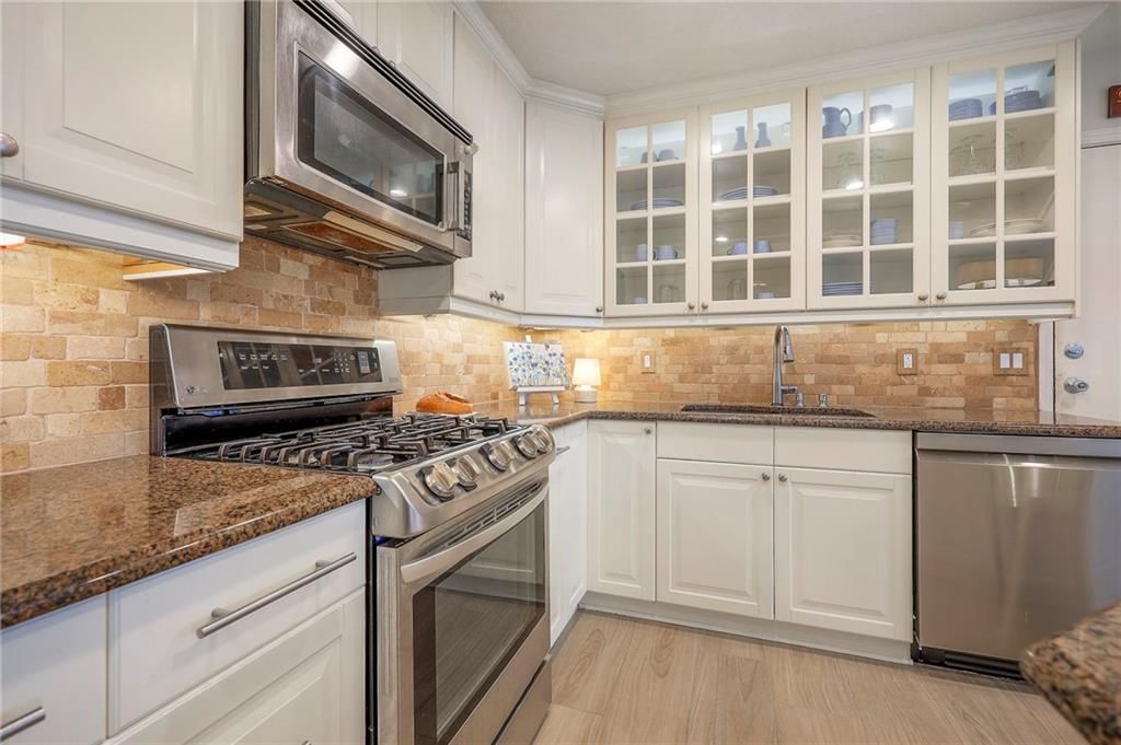 8609 W 89th Street — photo 13