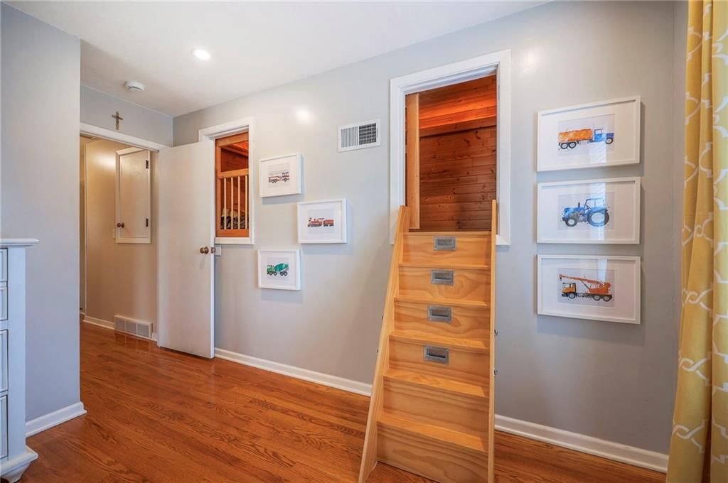 8609 W 89th Street — photo 20
