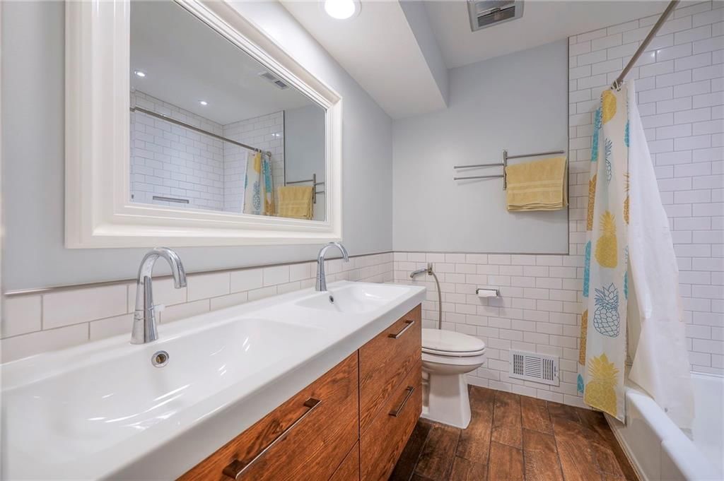 8609 W 89th Street — photo 22