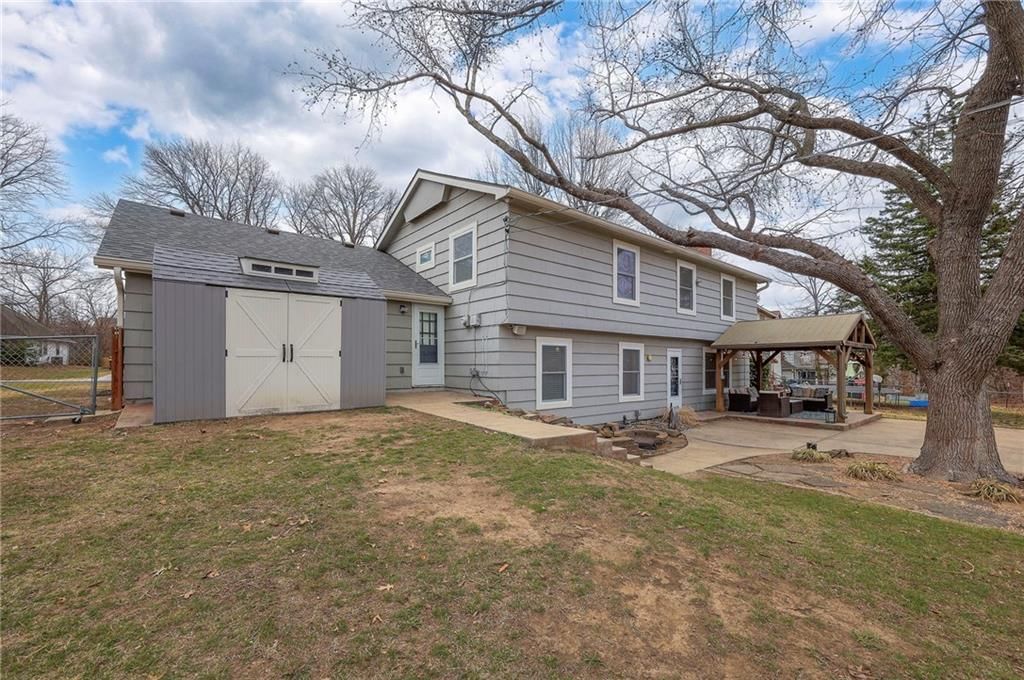 8609 W 89th Street — photo 32