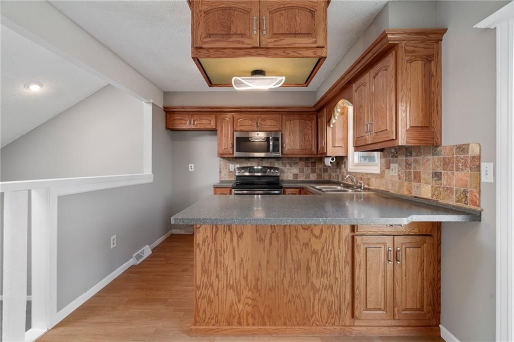 1743 Normandy Drive — photo 10