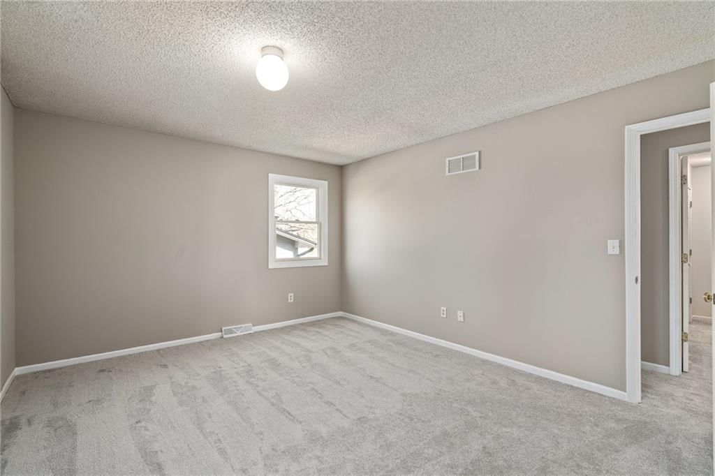 1743 Normandy Drive — photo 16