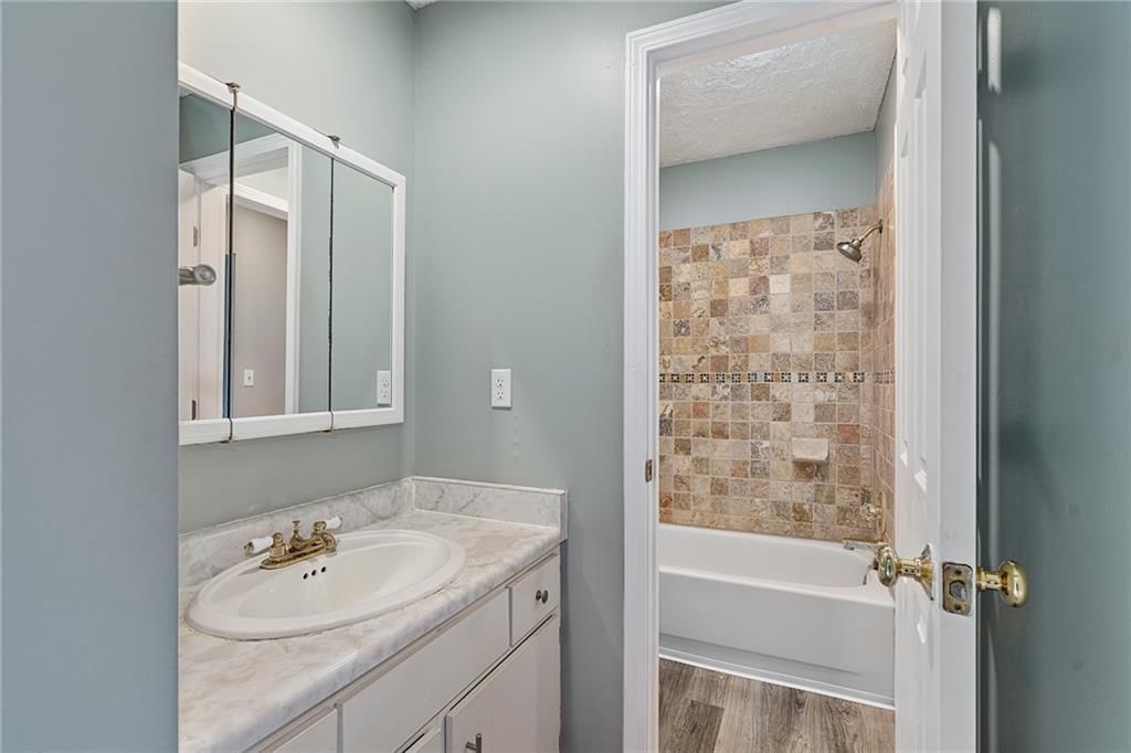 1743 Normandy Drive — photo 18