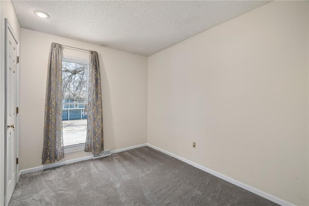 1743 Normandy Drive — photo 21