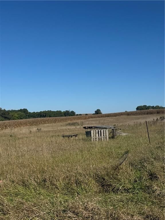 20860 County Road P Highway, Weston, MO