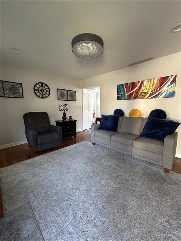 4880 Oakland Avenue — photo 14