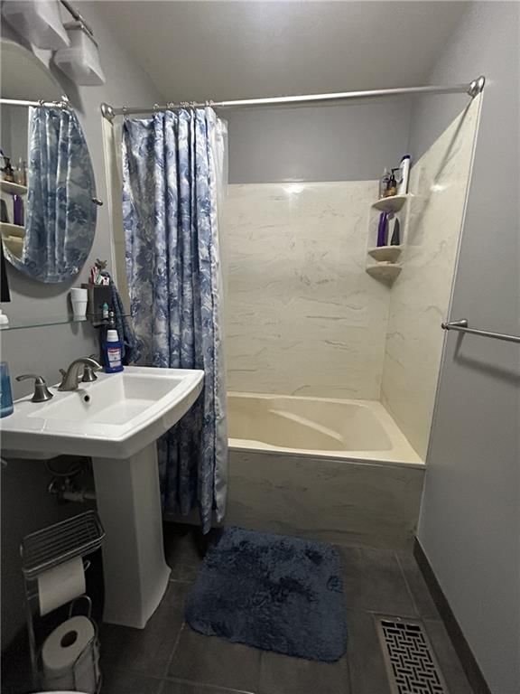 4880 Oakland Avenue — photo 18