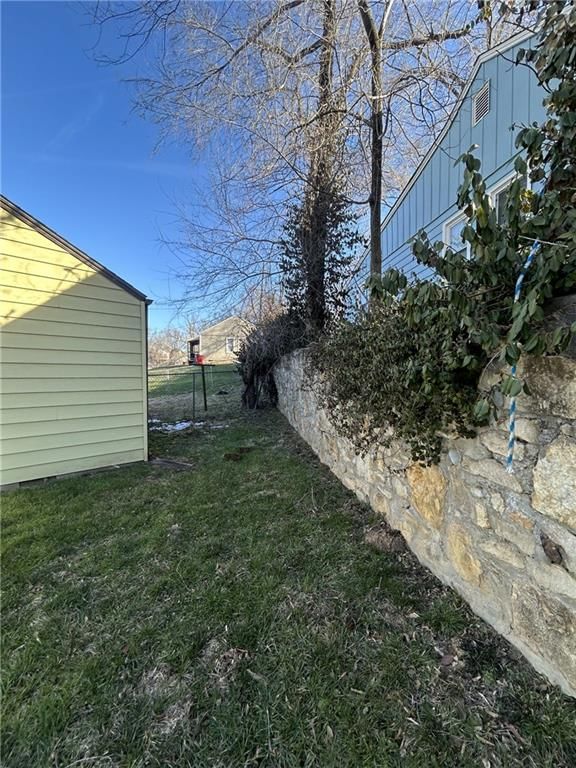 4880 Oakland Avenue — photo 28