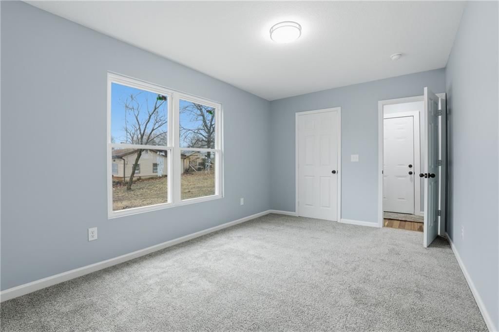 2944 N 47th Street — photo 19