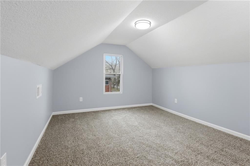 2944 N 47th Street — photo 28