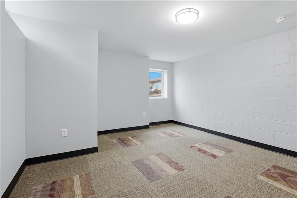 2944 N 47th Street — photo 34