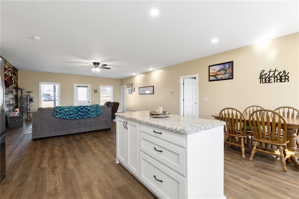 2710 NE CC Highway — photo 16