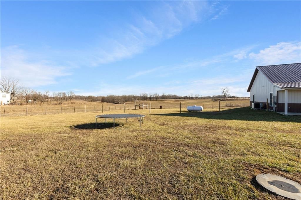 2710 NE CC Highway — photo 31