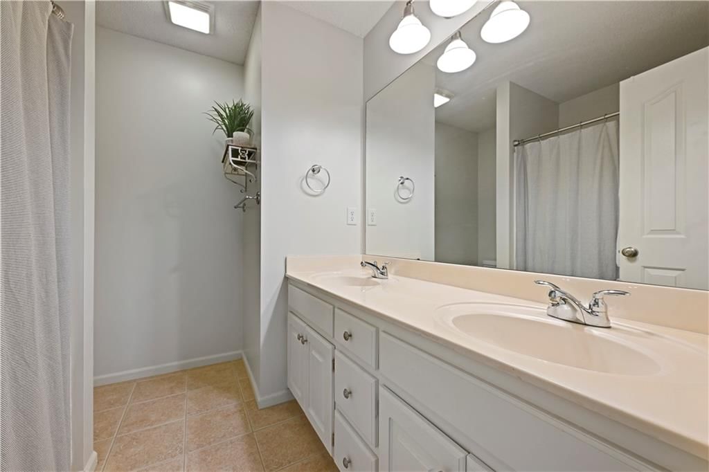 21814 W 95th Terrace — photo 28