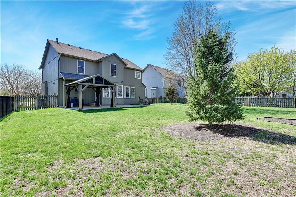 21814 W 95th Terrace — photo 38