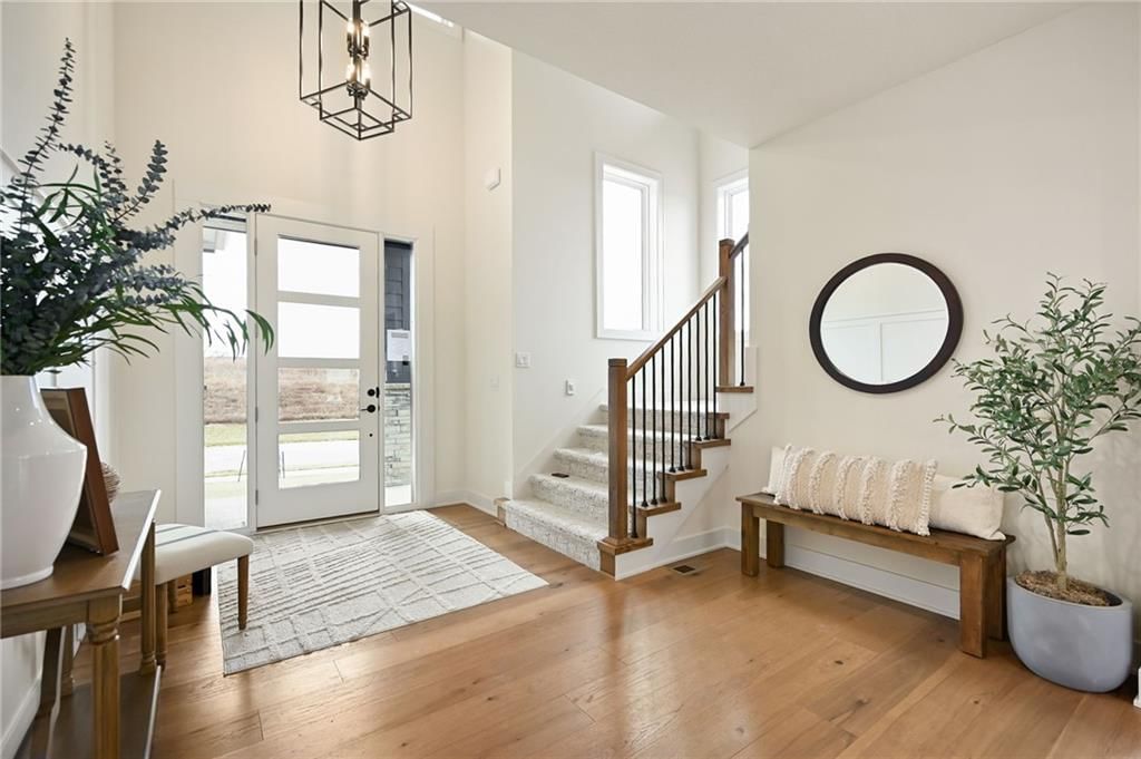 205 NW Lovins Drive — photo 3