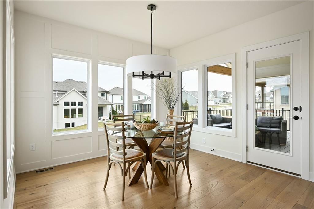 205 NW Lovins Drive — photo 11