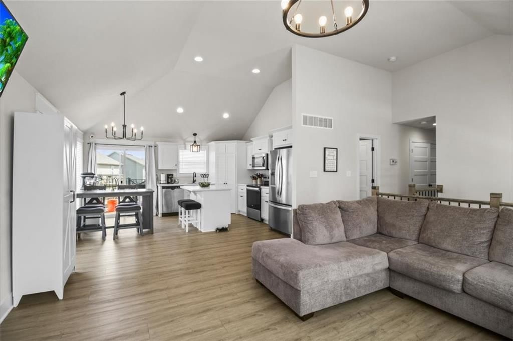 625 N Rockwell Court — photo 6