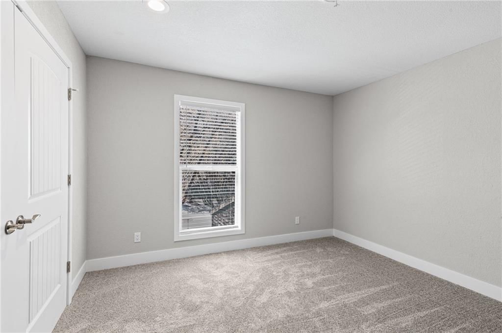 4904 NW Barry Road — photo 14