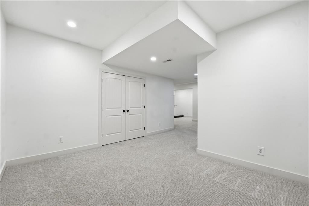 8050 NE 100th Terrace — photo 41