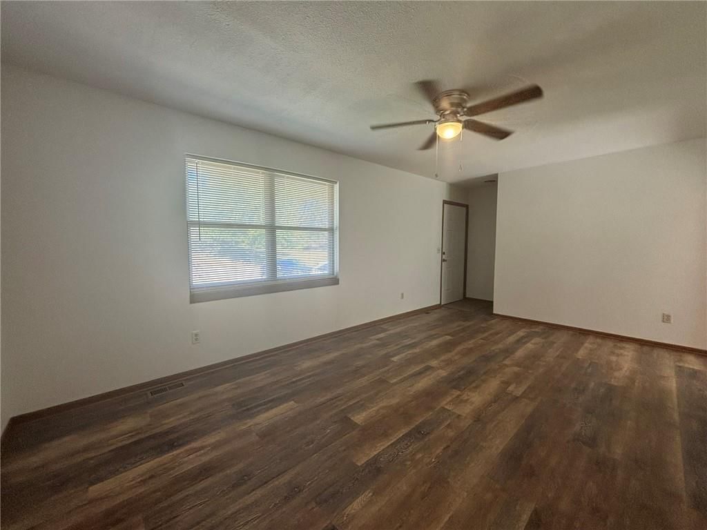 3926 Messanie Street — photo 3