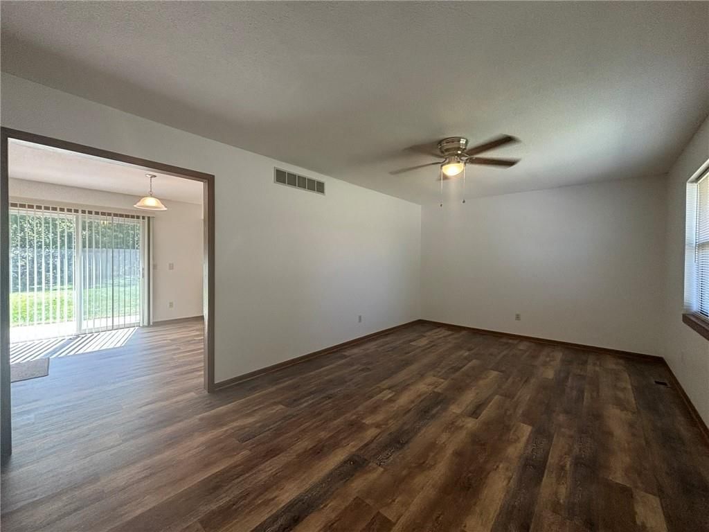 3926 Messanie Street — photo 4