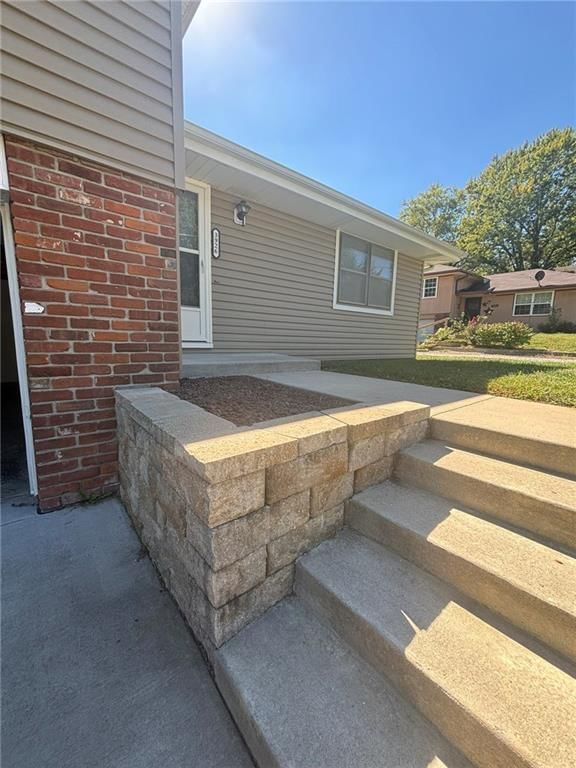 3926 Messanie Street — photo 23
