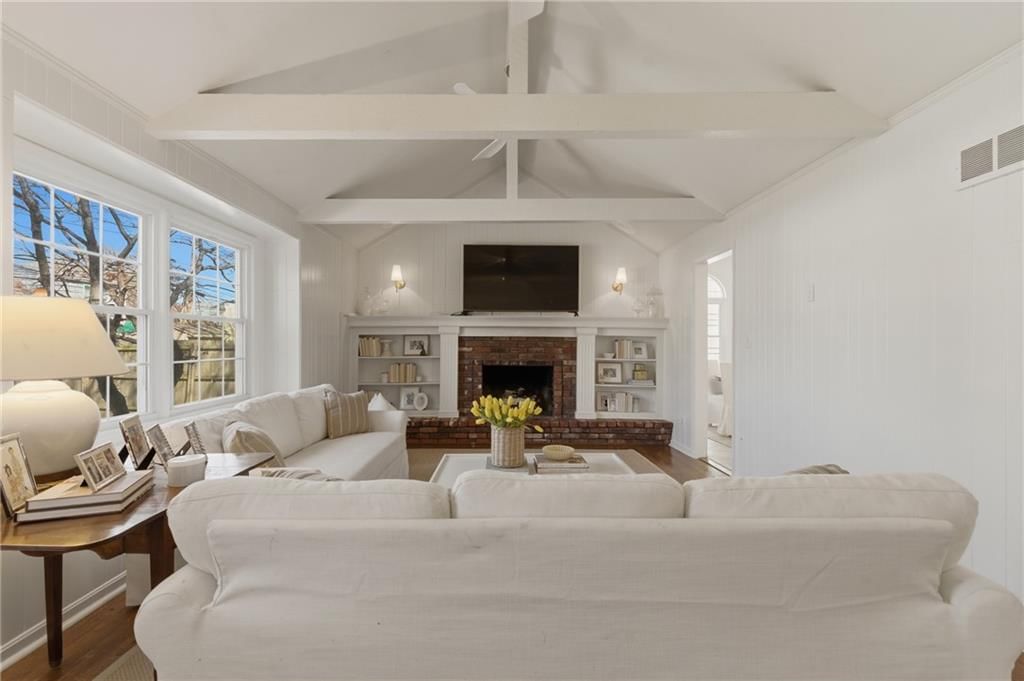 6432 W 101 Street — photo 11