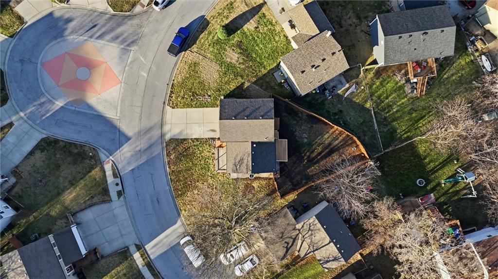 610 E Bristol Lane — photo 34