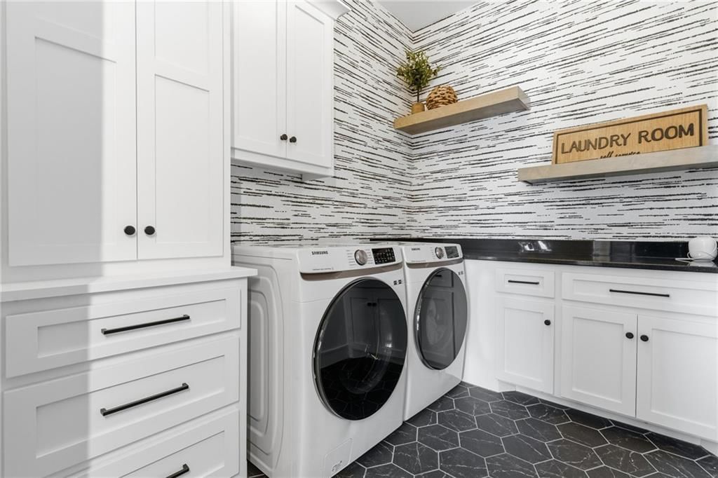 16908 Rosehill Street — photo 9