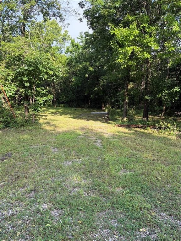 33 & 37 Sugar Lake Cove — photo 1