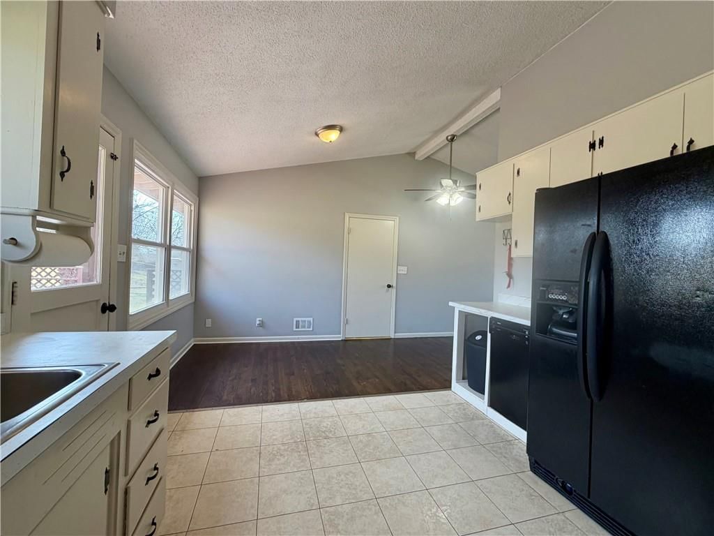 6937 NW Avalon Street — photo 8